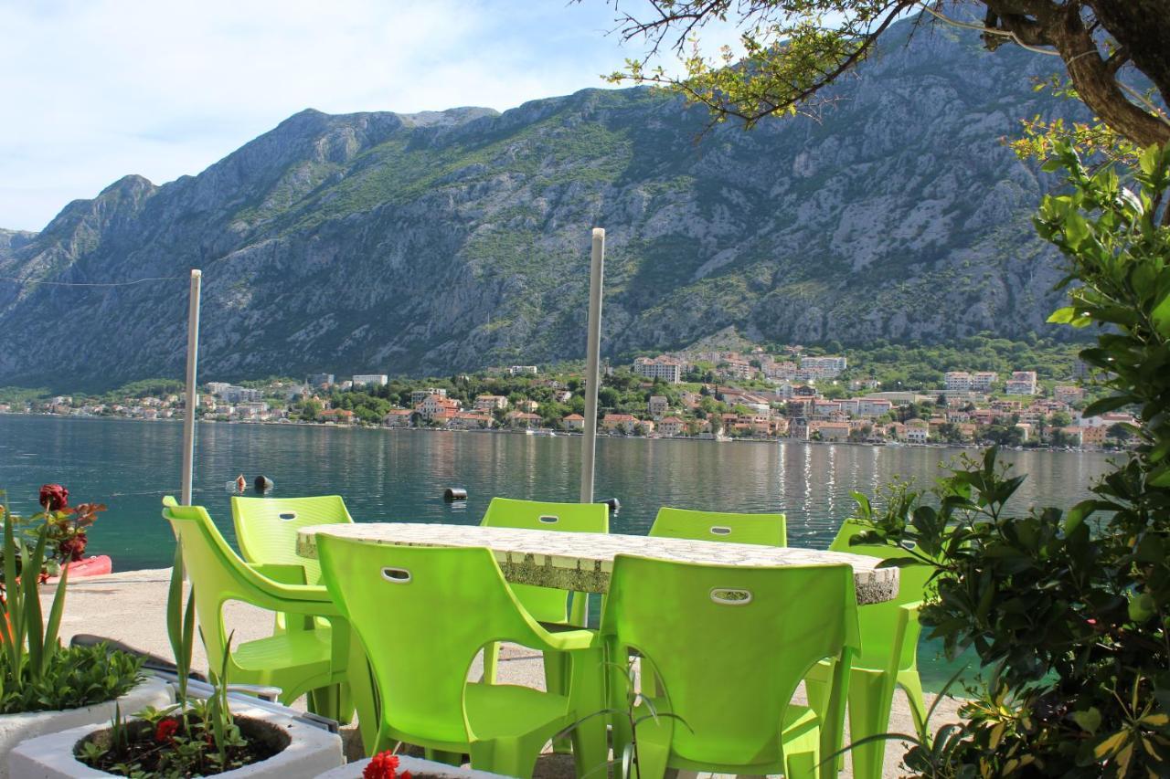 Ferienwohnung Mare E Montagna Kotor Exterior foto