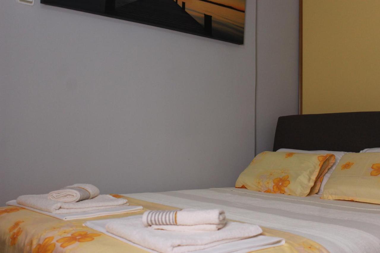 Ferienwohnung Mare E Montagna Kotor Exterior foto